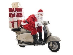 Holidays12_3SantaScooter