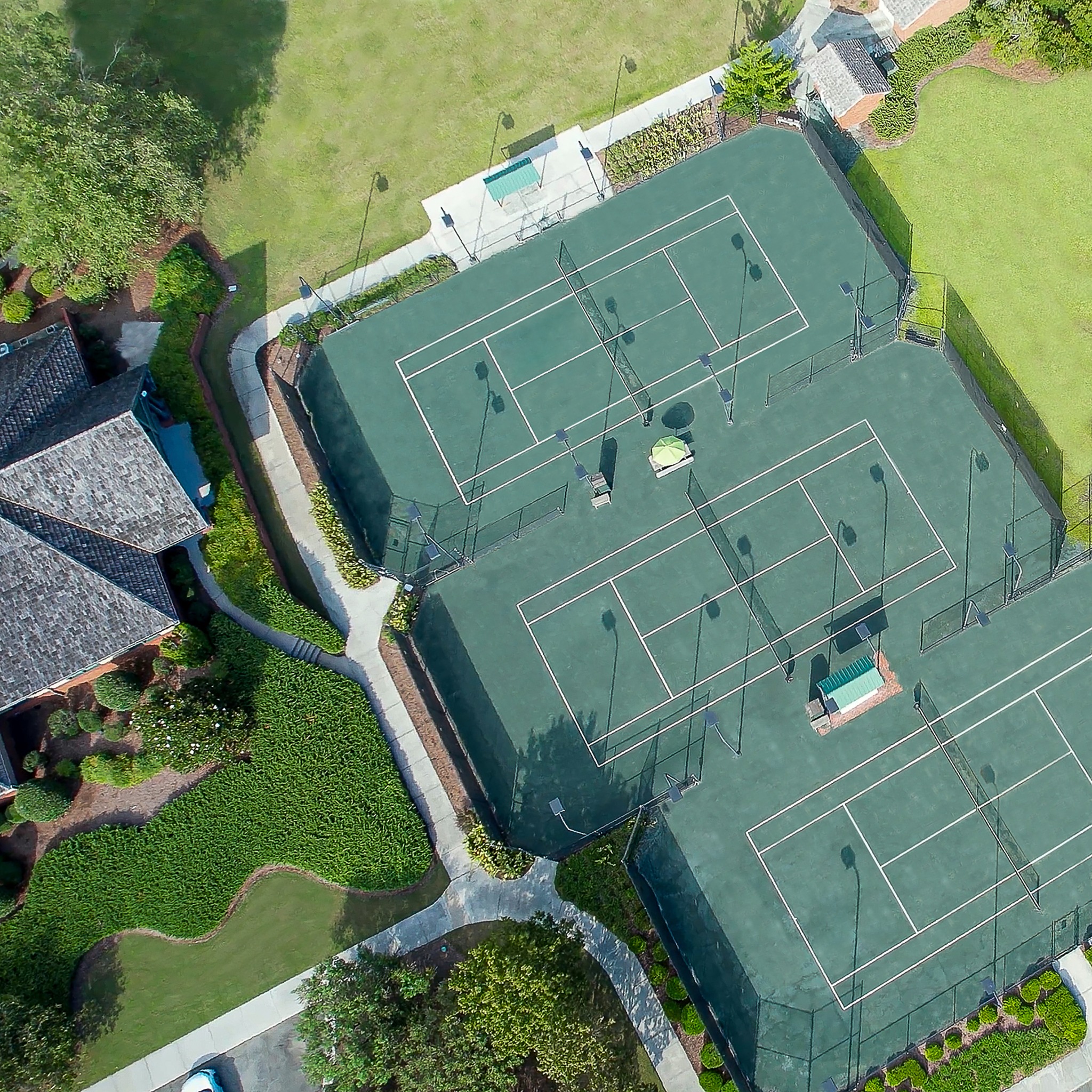 tennis_courts