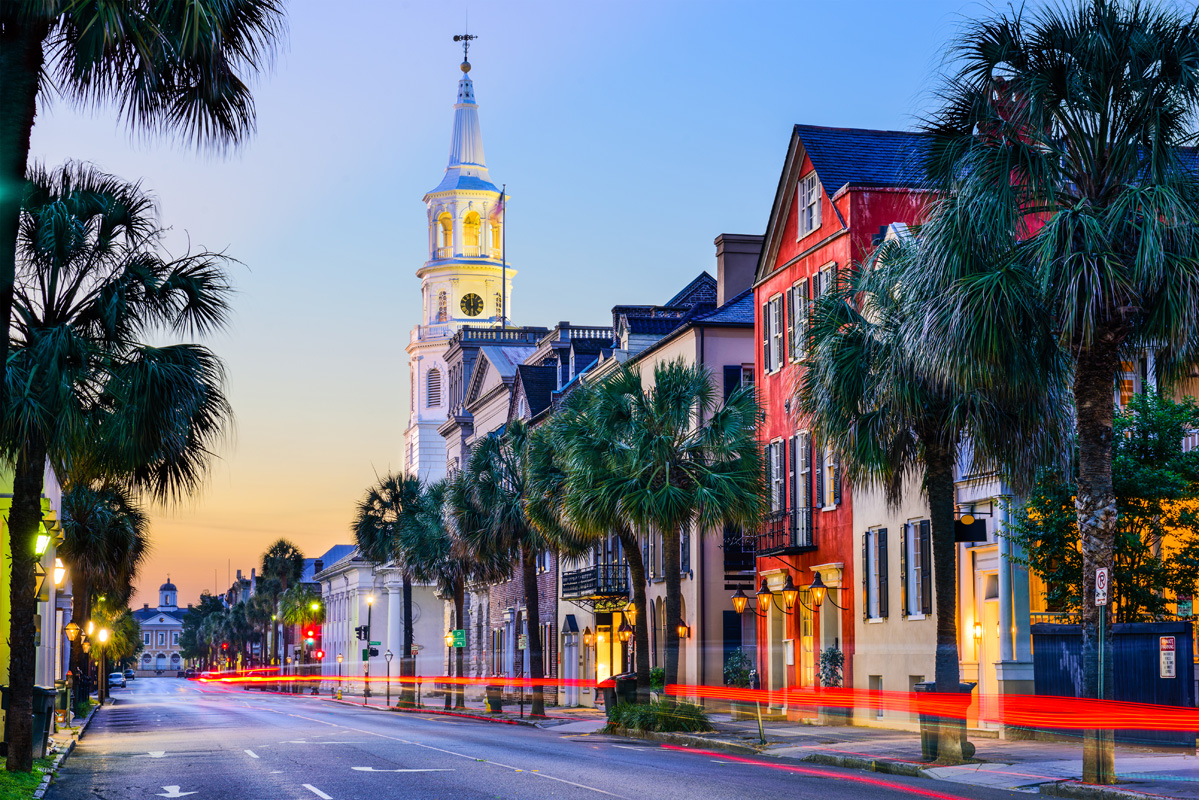 10 Walkable Cities in the US  Explore These Southern Towns
