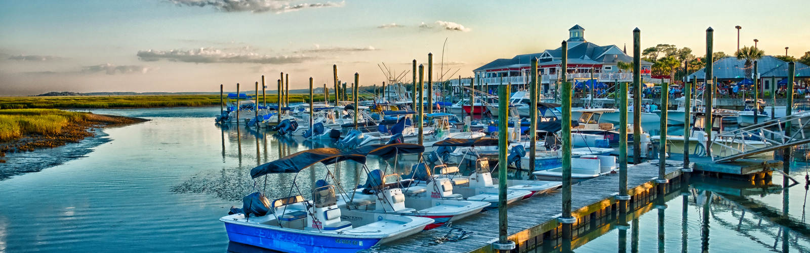 은퇴 후 물가 근처 라이프스타일 이미지